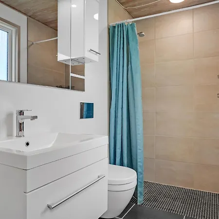Awesome Home In Glesborg With Wifi Prázdninový dům *