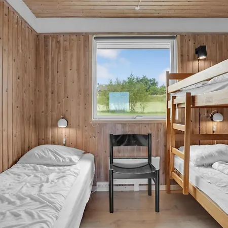 Awesome In Glesborg With Wifi Bønnerup
